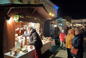 Weihnachtsmarkt 2022 in der Strausberger Altstadt, Marktstände