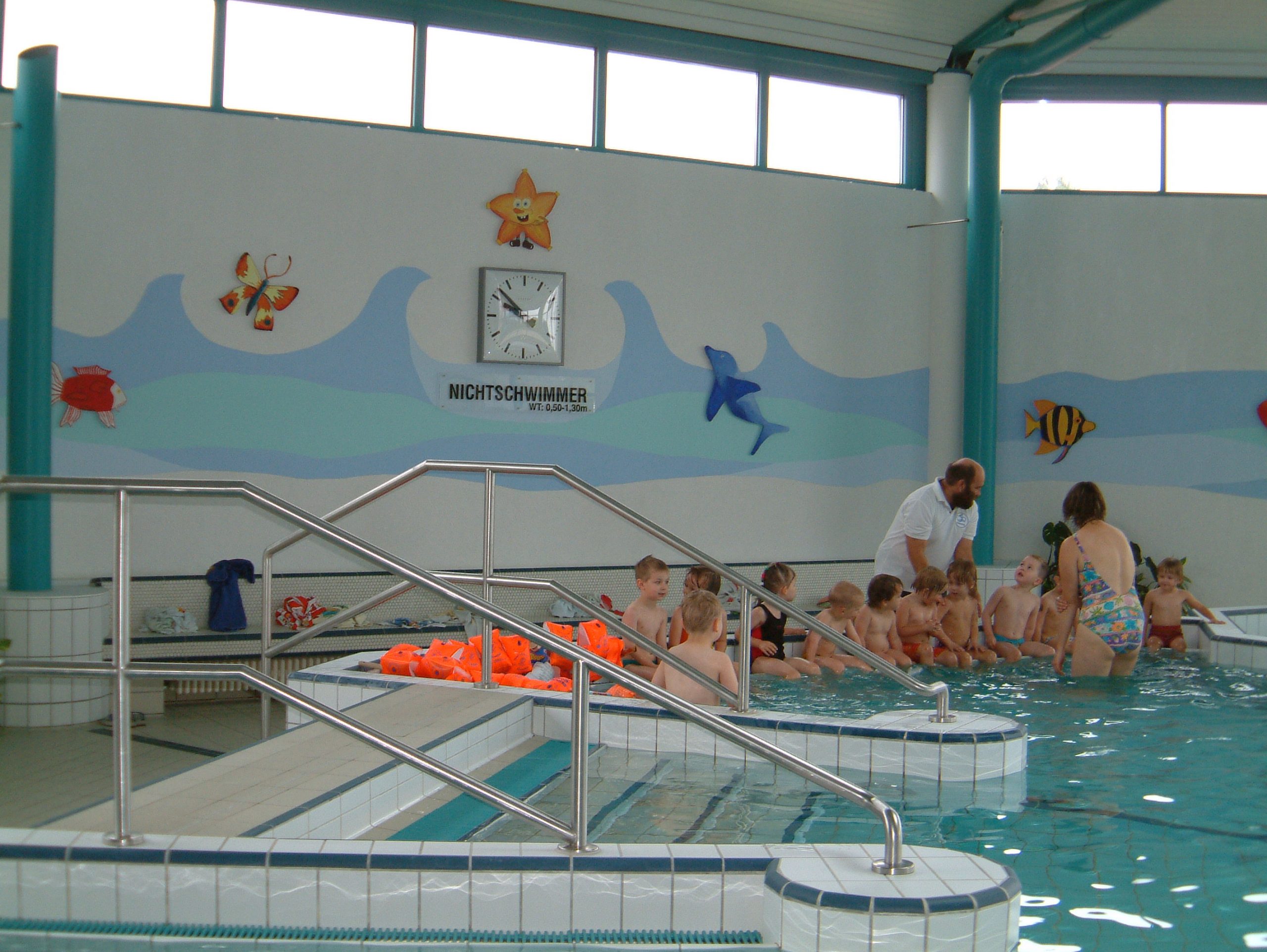 Schwimmhalle Strausbad 2004, Blick zum Nichtschwimmerbereich